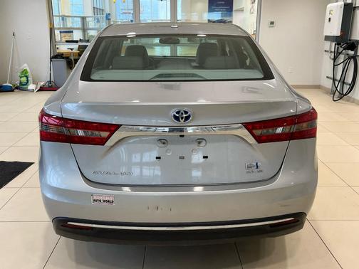 2016 Toyota Avalon Hybrid XLE Premium