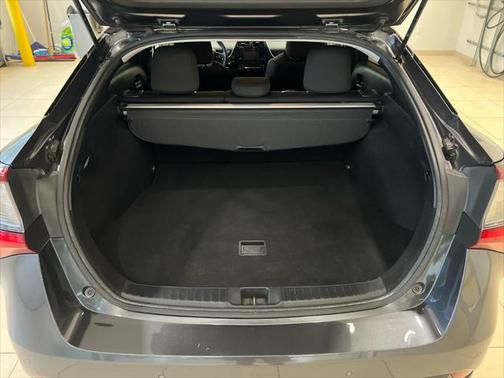 2019 Toyota Prius LE