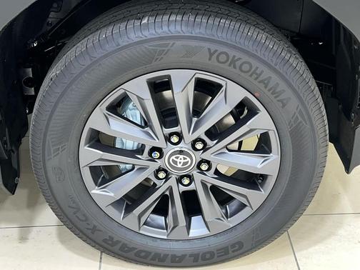 2026 Toyota Land Cruiser Base