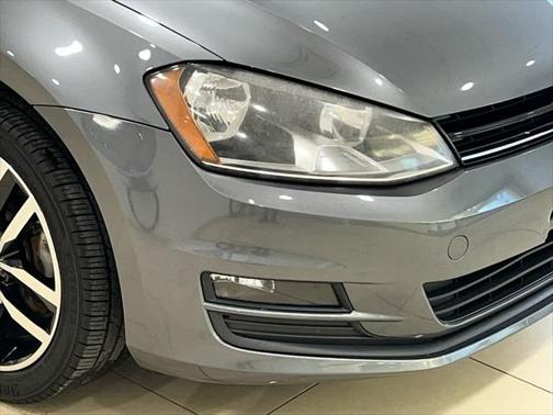 2015 Volkswagen Golf Auto TSI SE