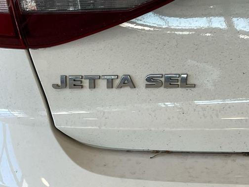 2016 Volkswagen Jetta 1.8T SEL