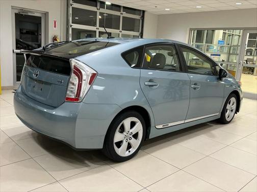 2013 Toyota Prius Five