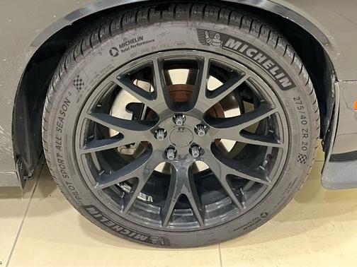 Pitch Black Clearcoat 2021 Dodge Challenger R/T