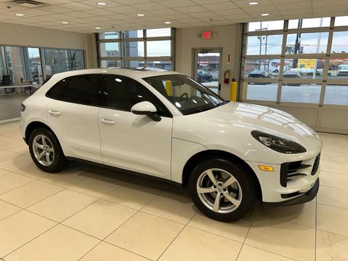 2019 Porsche Macan Base