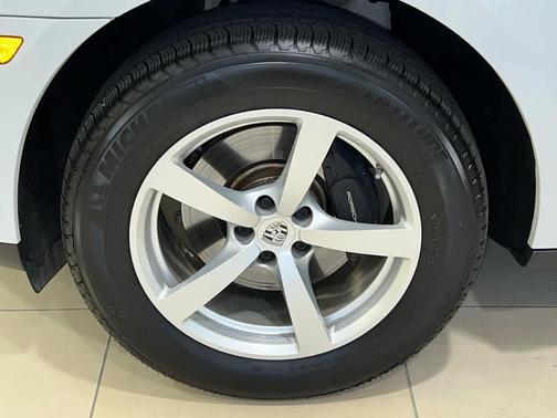 2019 Porsche Macan Base