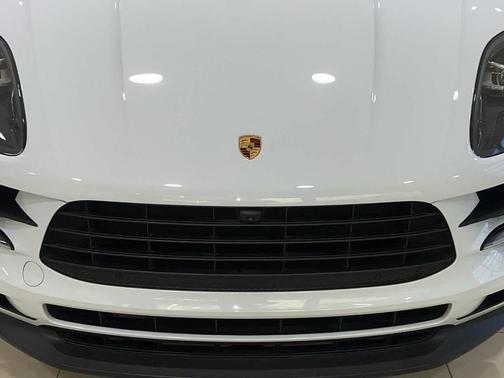 2019 Porsche Macan Base