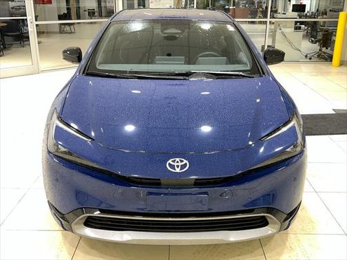 2025 Toyota Prius XLE