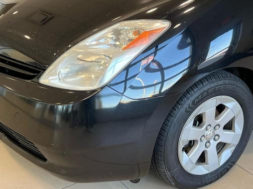 2005 Toyota Prius Base