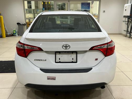 2015 Toyota Corolla S Plus