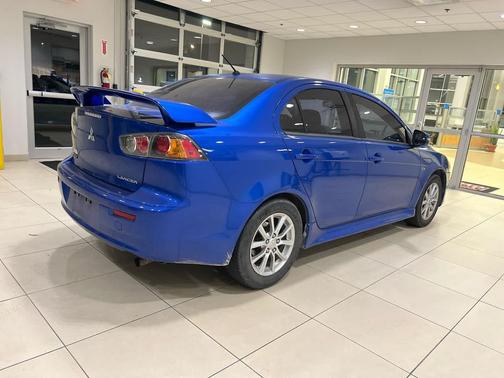 2016 Mitsubishi Lancer ES