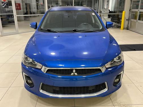 2016 Mitsubishi Lancer ES
