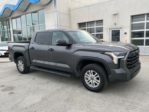 2025 Toyota Tundra SR5