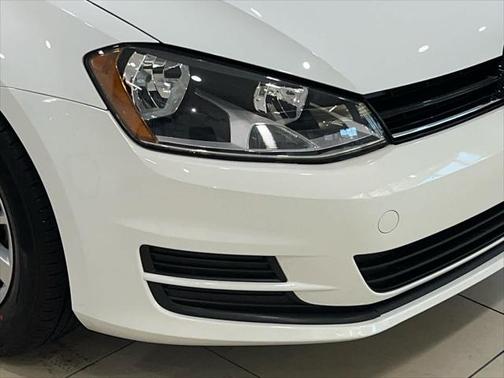 2016 Volkswagen Golf TSI S 4-Door