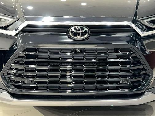 2025 Toyota Grand Highlander Limited
