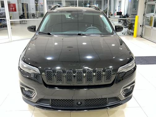 2023 Jeep Cherokee Altitude