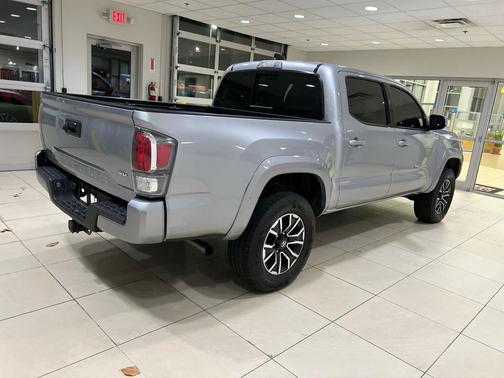 2020 Toyota Tacoma TRD Sport