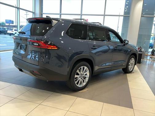 2025 Toyota Grand Highlander Platinum