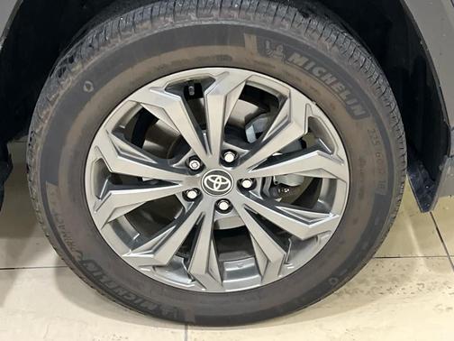 2023 Toyota RAV4 Hybrid Limited