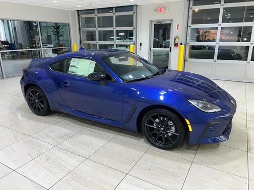 2025 Toyota GR86 Premium