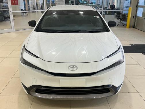 2024 Toyota Prius XLE