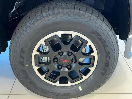 2025 Toyota Tacoma TRD Off Road