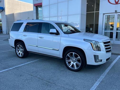 Crystal White Tricoat 2017 Cadillac Escalade Premium Luxury