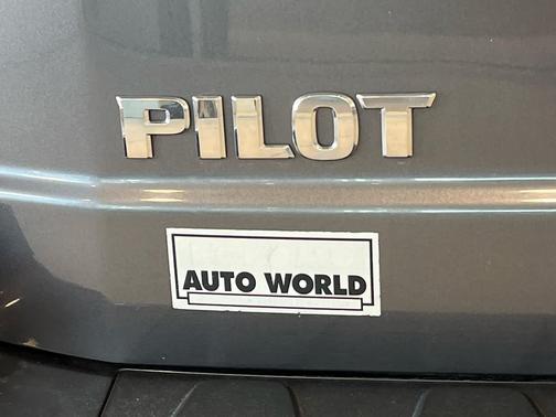 2015 Honda Pilot SE