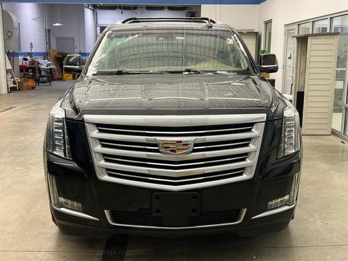 2016 Cadillac Escalade ESV Platinum