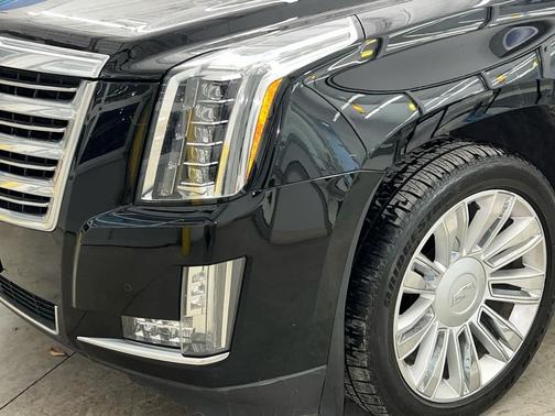 2016 Cadillac Escalade ESV Platinum