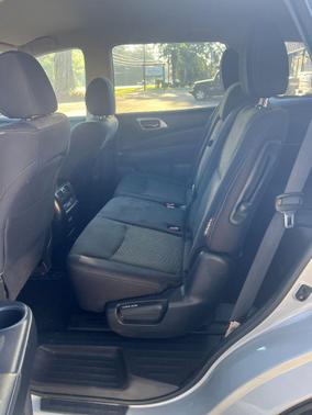 2019 Nissan Pathfinder SV