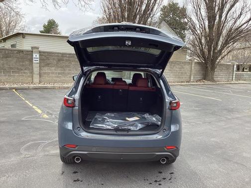 2025 Mazda CX-5 Carbon Edition