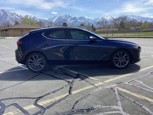 2024 Mazda Mazda3 FWD w/Preferred Package