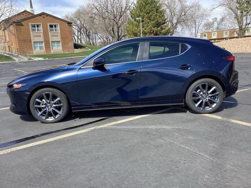 2024 Mazda Mazda3 FWD w/Preferred Package