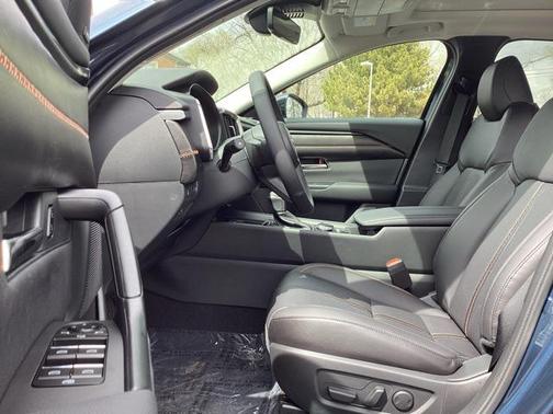 2025 Mazda CX-50 Hybrid Premium Plus Package