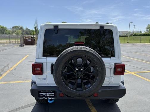2024 Jeep Wrangler 4xe Sahara