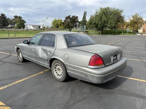 1999 Ford Crown Victoria LX