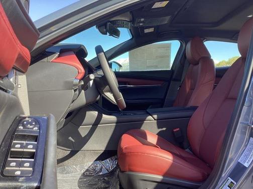 2025 Mazda Mazda3 FWD w/Premium Package
