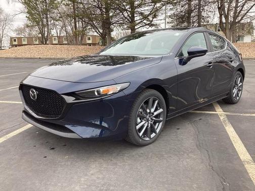 2025 Mazda Mazda3 FWD w/Preferred Package