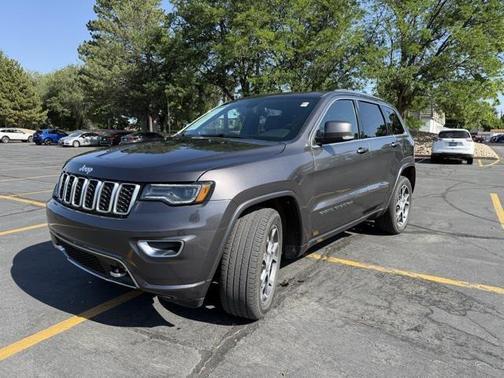 2018 Jeep Grand Cherokee Sterling Edition