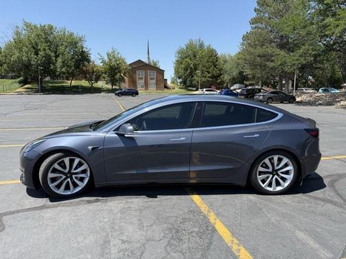 2020 Tesla Model 3 Performance