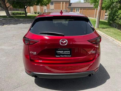 Photo 3 of 16 of 2021 Mazda CX-5 Grand Touring Reserve