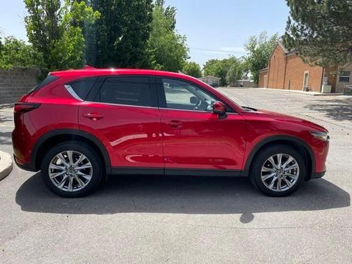Photo 4 of 16 of 2021 Mazda CX-5 Grand Touring Reserve