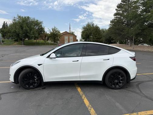 2020 Tesla Model Y Performance Dual Motor All-Wheel Drive