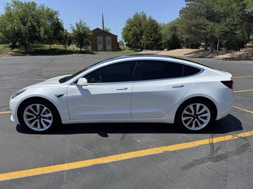 2019 Tesla Model 3 Standard Range