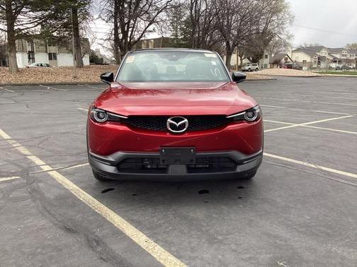 2022 Mazda MX-30 Premium Plus