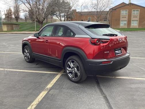 2022 Mazda MX-30 Premium Plus