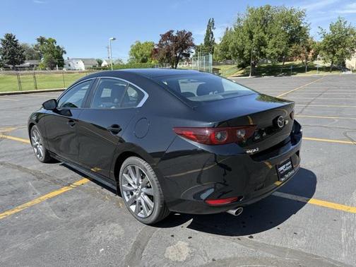 2024 Mazda Mazda3 FWD w/Preferred Package