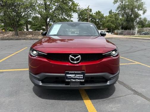 2022 Mazda MX-30 Premium Plus
