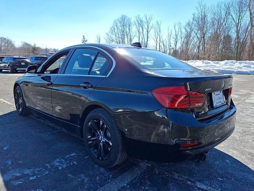 2017 BMW 330 i xDrive