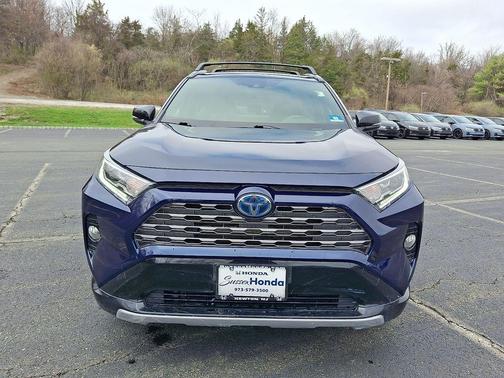 2020 Toyota RAV4 Hybrid XSE